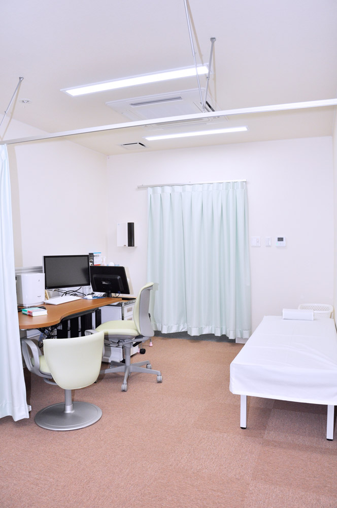 診察室内部